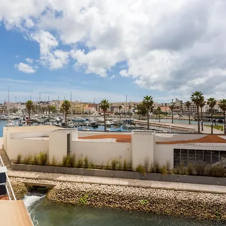 Marina Lovers By Seewest