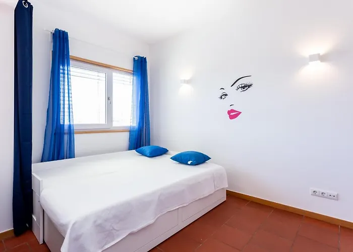 Marina Lovers By Seewest * Lagos