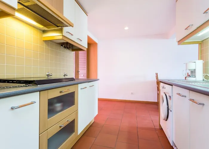 Marina Lovers By Seewest * Lagos